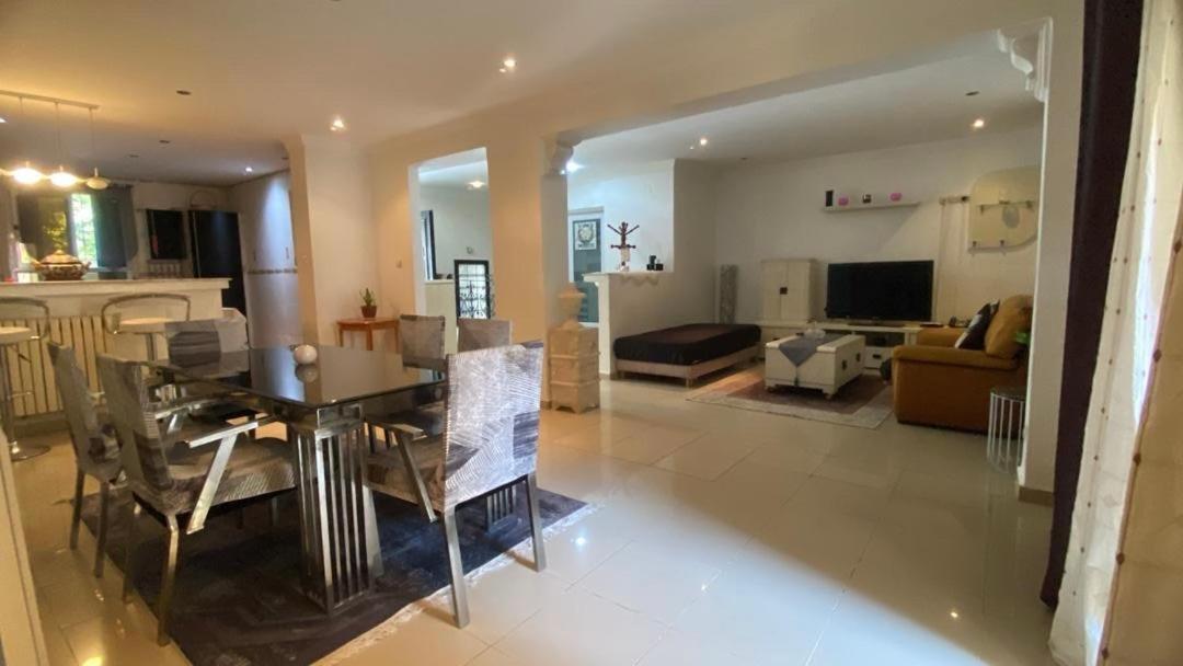 Duplex T3 Bien Situe Appartement Annaba Buitenkant foto